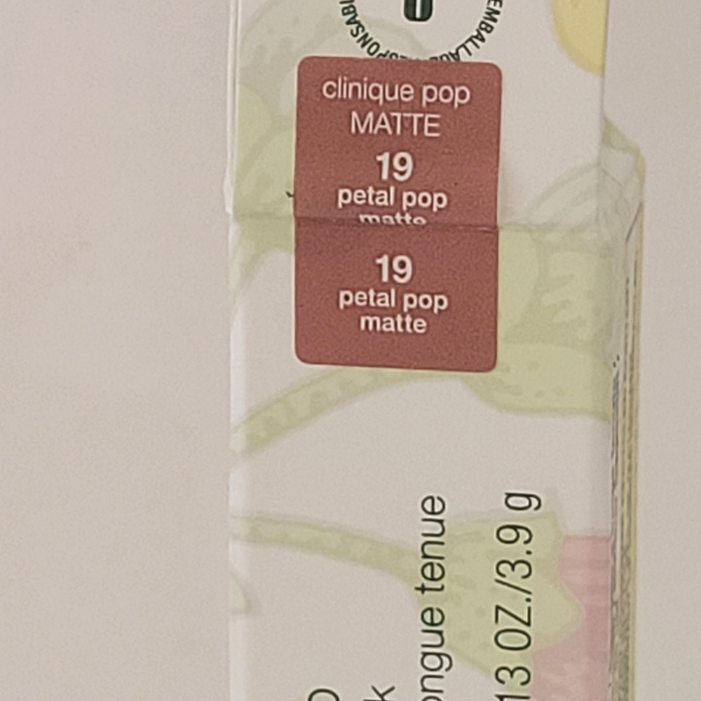 CLINIQUE Matte Longwear Lipstick *PETAL POP* / 0.13 oz / New in box - Picture 4 of 6